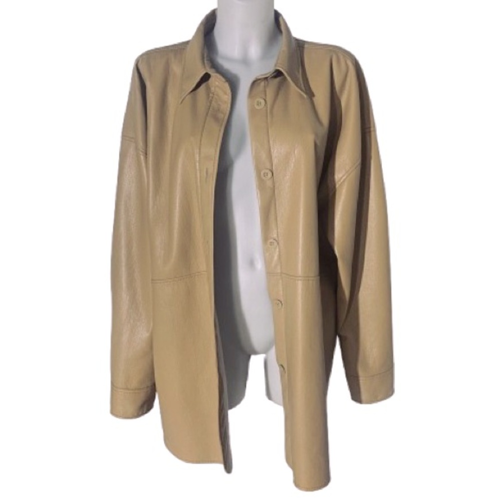 Babaton Pelli Shirt Jacket
Relaxed UnReal Leather shacket XL Tan Aritzia - Picture 2 of 16